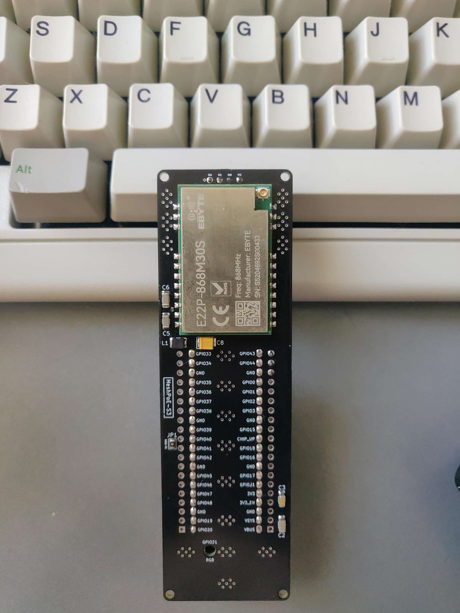 meshpoe-s3-backside.jpg